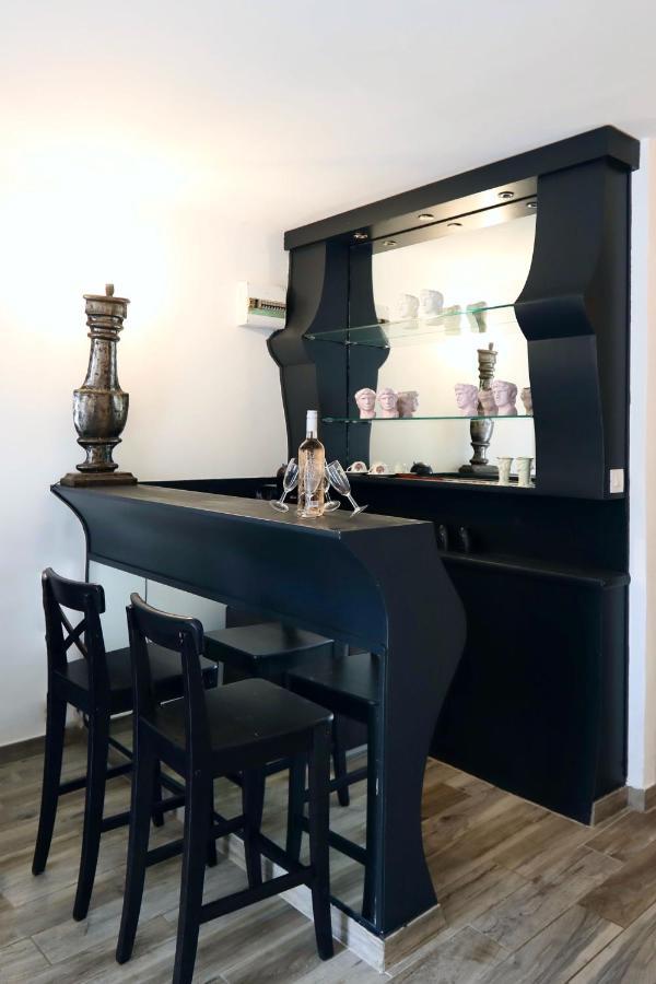 La Bravade Luxe Et Serenite Au Coeur De Saint-Tropez Suites Spacieuses Avec Jardin Enchanteur Zewnętrze zdjęcie